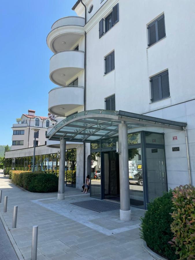 Apartment Felicia 12 Portorož Buitenkant foto
